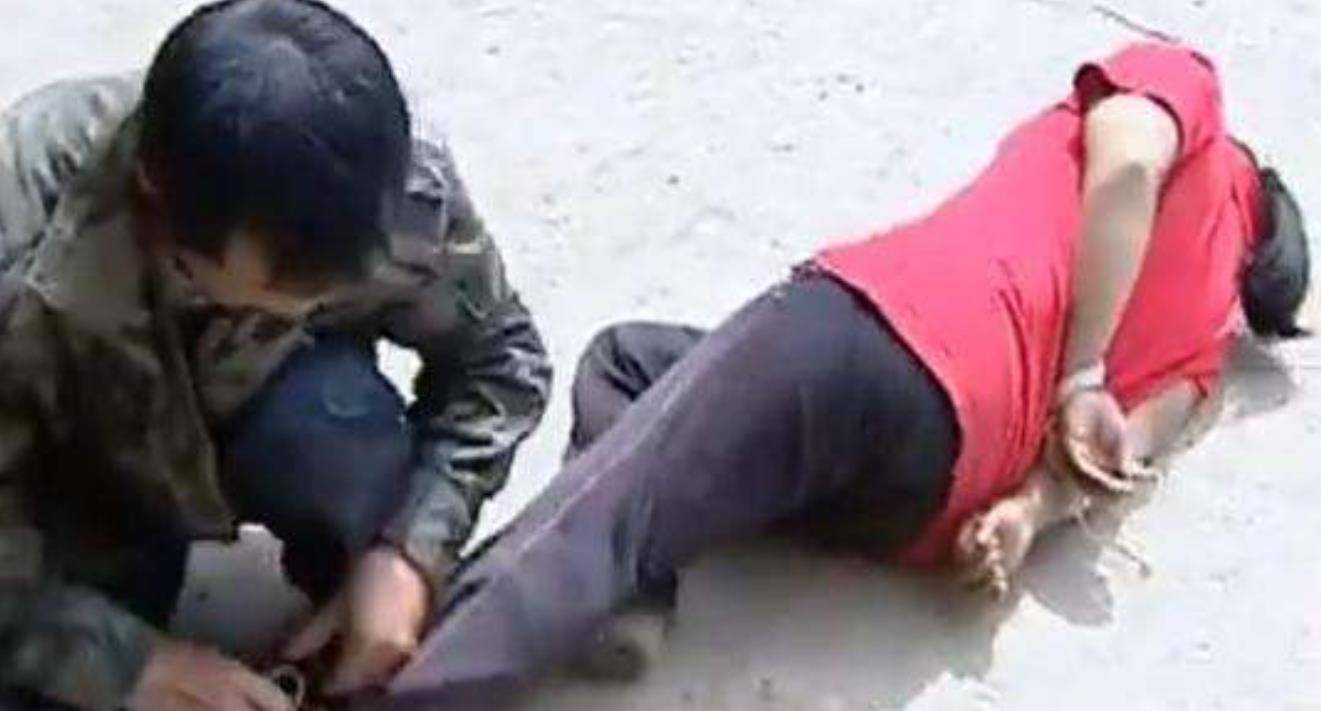 所谓福无双至,祸不单行,在16岁那一年,王兴福的父