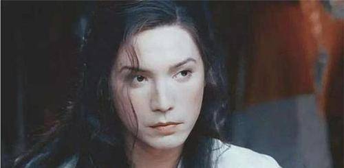 法国外交官娶京剧女旦,还生下一子,20年后发现:妻子也是男儿身_时佩璞