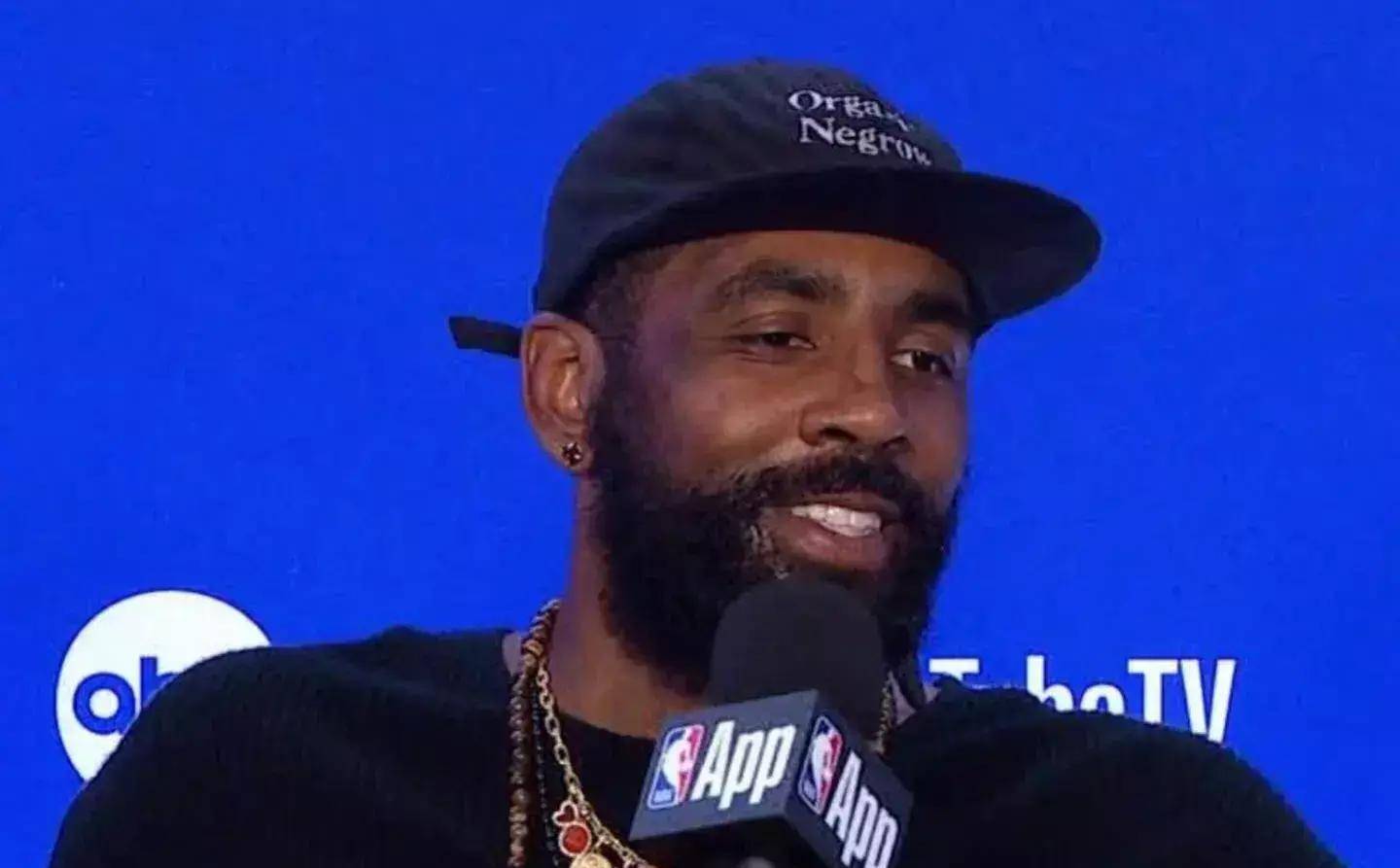 原创            独行侠惨败，欧文回应客场被狂嘘，我以为嘘声会更大，结果太小了-欧文打球视屏在线观看