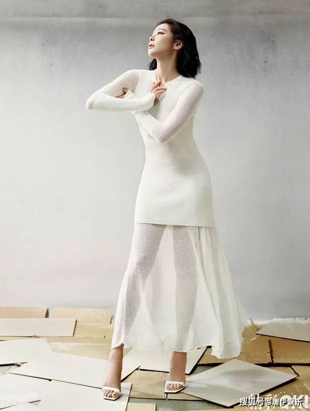 高叶大片曝光,多变造型尽显个性魅力,性感ol风随心切换