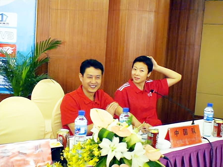 中国女排的发球,在陈忠和时代也很有特色:杨昊,王丽娜,周苏红,张萍