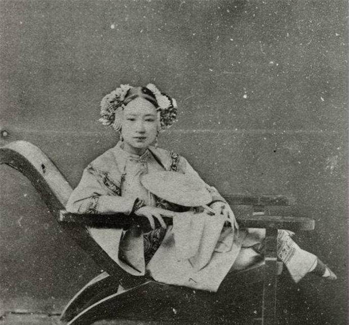 清朝北京八大胡同妓院最为有名,最早的妓院分布在内城,多是官妓