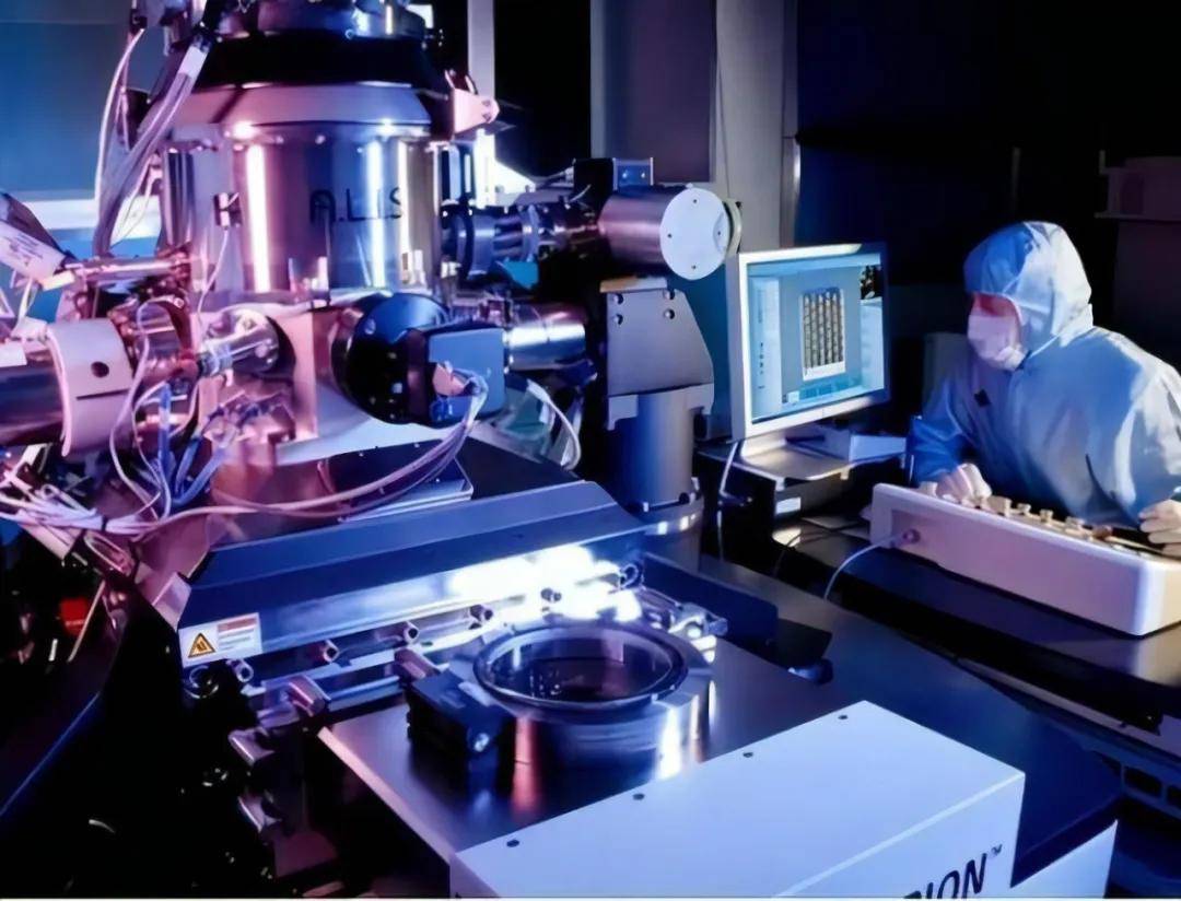 光刻机实为半导体的终极较量?实为科技"龙椅"与未来市场主宰权_江湖_