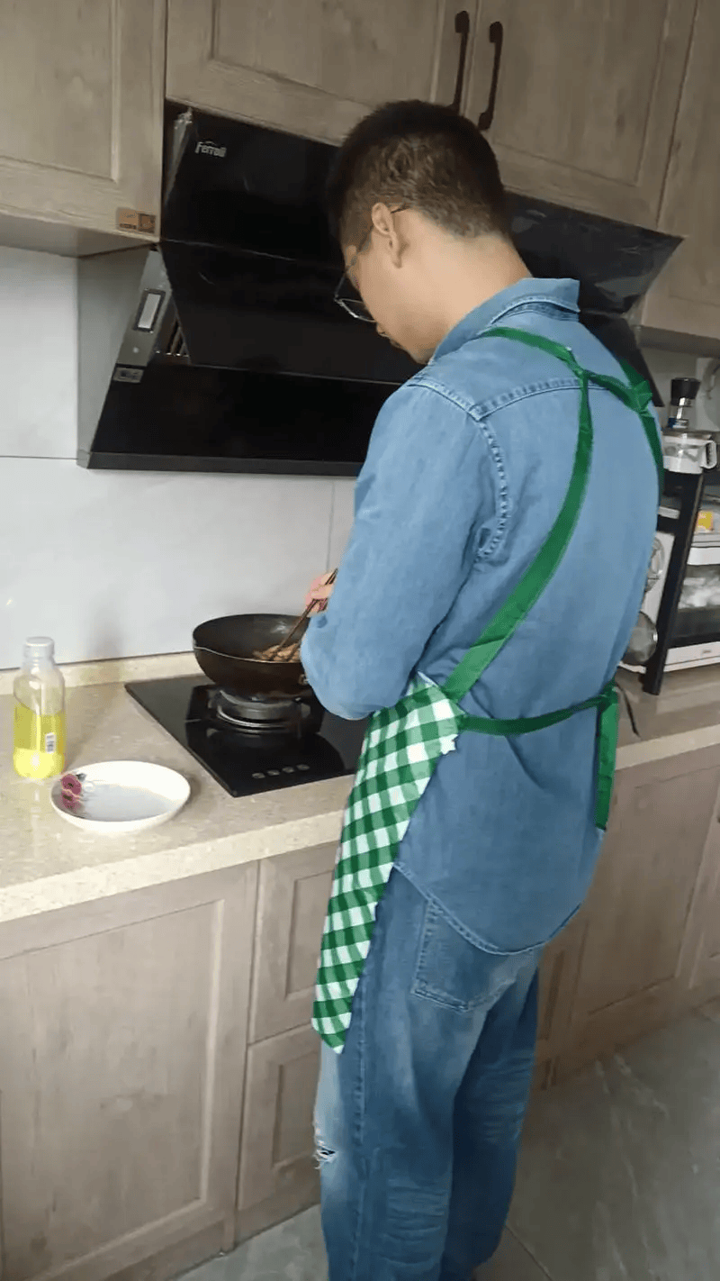 挪威一项研究颠覆认知:男人做家务越多,越容易离婚!原因很扎心