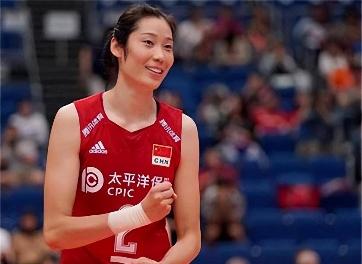 朱婷家庭现状,父母不再"务农",5姐妹感情很深厚