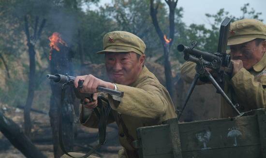 战士擅自行动,却由于三个偶然因素,在危急时刻大显身手