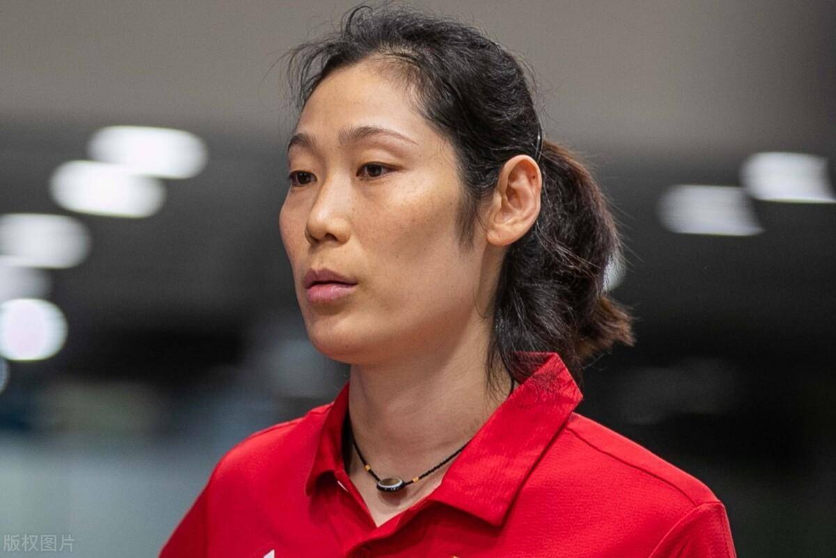 越权指导!朱婷替补事件有黑手?名记一针见血球迷懂了