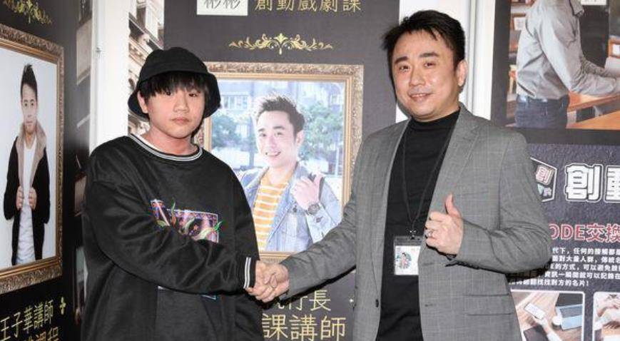 小小彬2岁出道3岁被亲妈抛弃,赚千万为亲爸后妈买豪车,现状如何