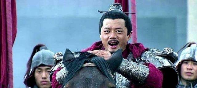 然而,此时的韩信兵强马壮,心里面有了更多的想法,便向刘邦讨要封赏