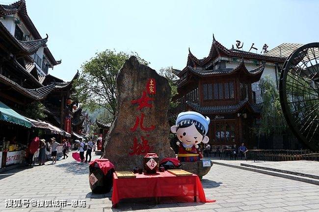 结伴去恩施旅游四天如何合理安排行程和具体线路,看完记得收藏