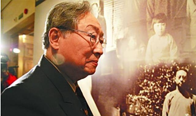 这位华人百岁大寿,183件国宝无偿捐给美国,给国家要450万美元!