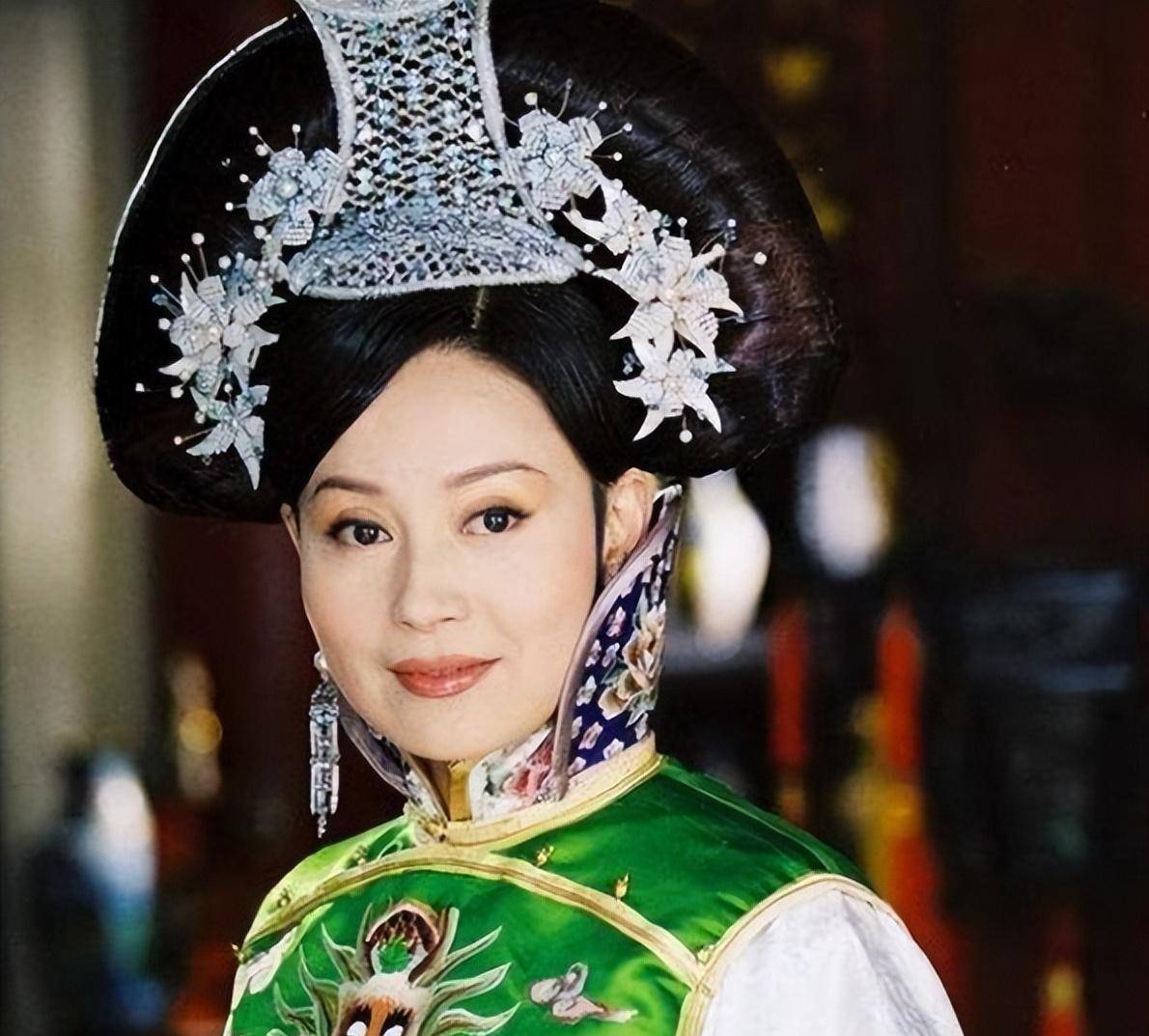 毕竟自己碰到的是慈禧太后,不像顺治和康熙皇帝,人家还有孝庄文皇后