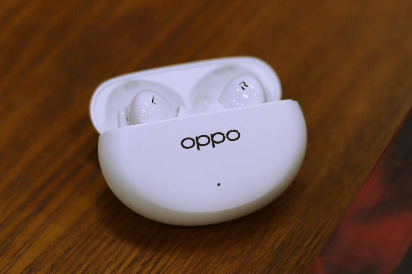 性价比无线耳机新选!oppo enco air4 pro体验:降噪,音质降维打击