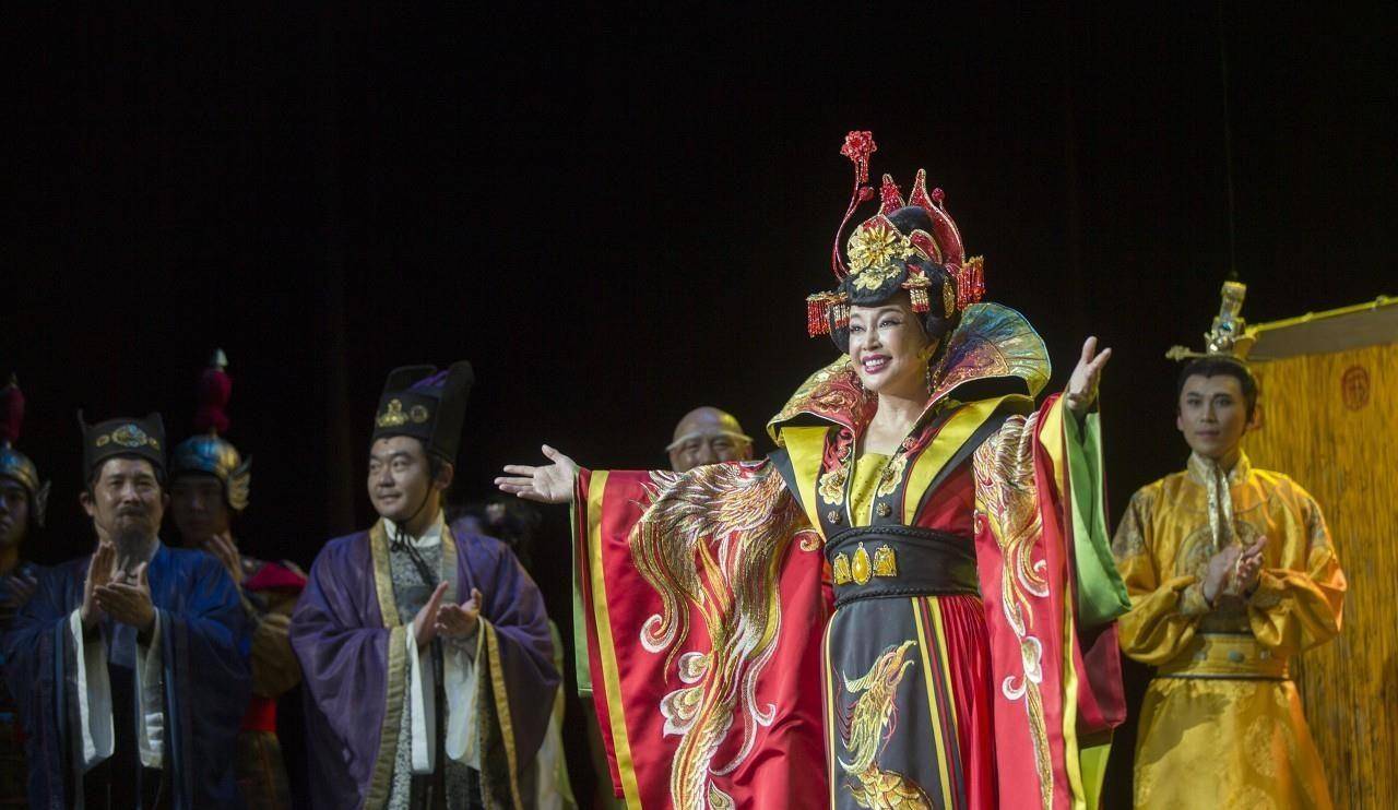 薛怀义原本在洛阳城卖药为生,得到武则天宠幸后成为白马寺主持