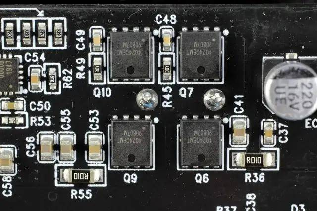 内置60节比克18650电芯,奈特科尔518wh便携户外电源拆解
