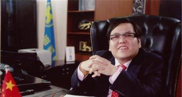 山西首富的陨落:22岁继承家产,26岁身家百亿,如今背负巨债