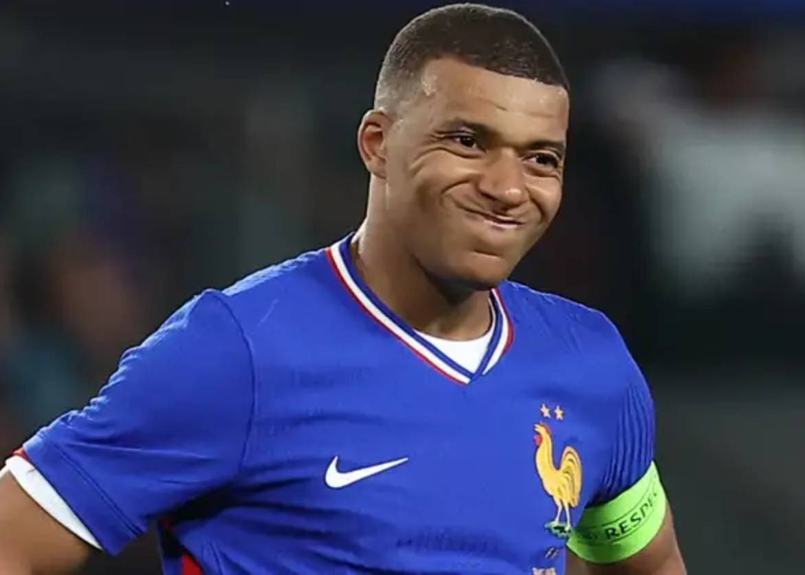 姆巴佩透露:期待与法国队夺冠,拒绝沉湎于败给梅西的阿根廷队!