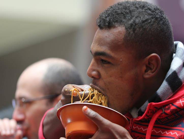 俄罗斯人被称为"战斗民族",那叫中国人什么?仅2个字却很霸气