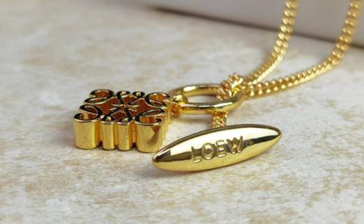 鲁林萍分享:铜项链发黑怎么清洗?