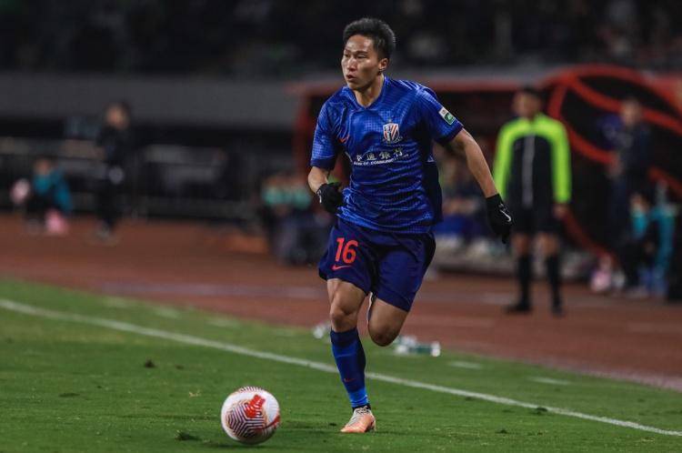 岁的杨泽翔让我想起了和他同年龄段的裴帅,王彤,刘彬彬,吴兴涵,赵宇豪