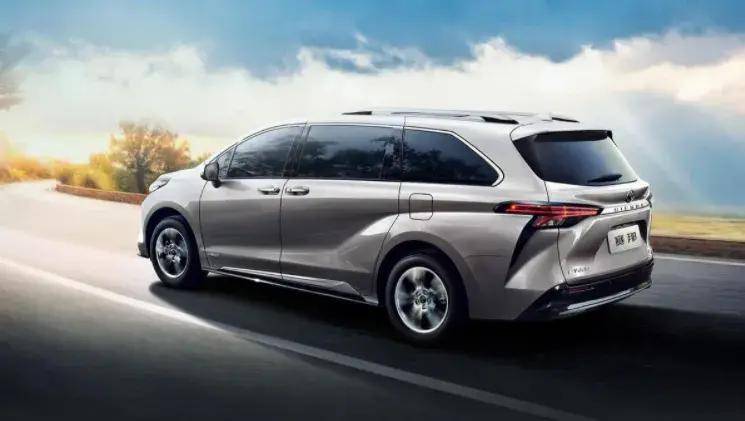 车企四大佬隔空"吵架",这才是汽车产业内卷的真相?