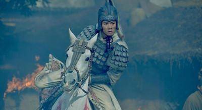 此人不愧是一代枭雄,一生不用赵云,直到死前赵云才得知真相