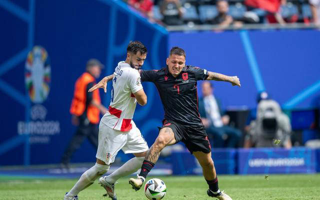 重新思考战术,欧洲杯弱队逆袭,中国足球发展启示_控球