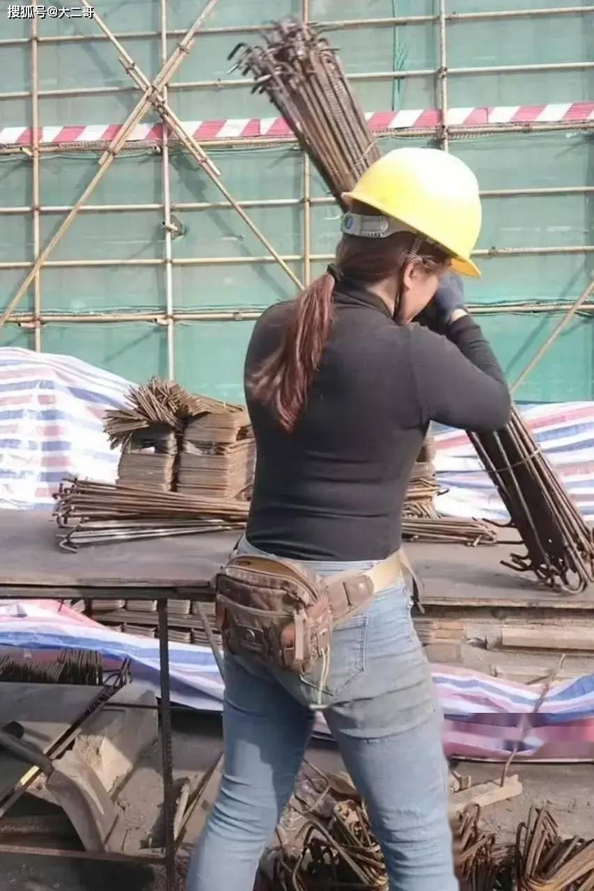 工地上的女人