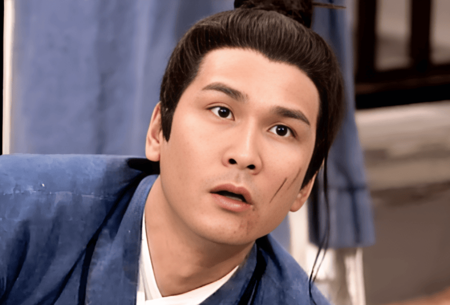 (甄志丙剧照)小龙女在重阳宫以一敌多,金轮法王抓准时机要取她性命