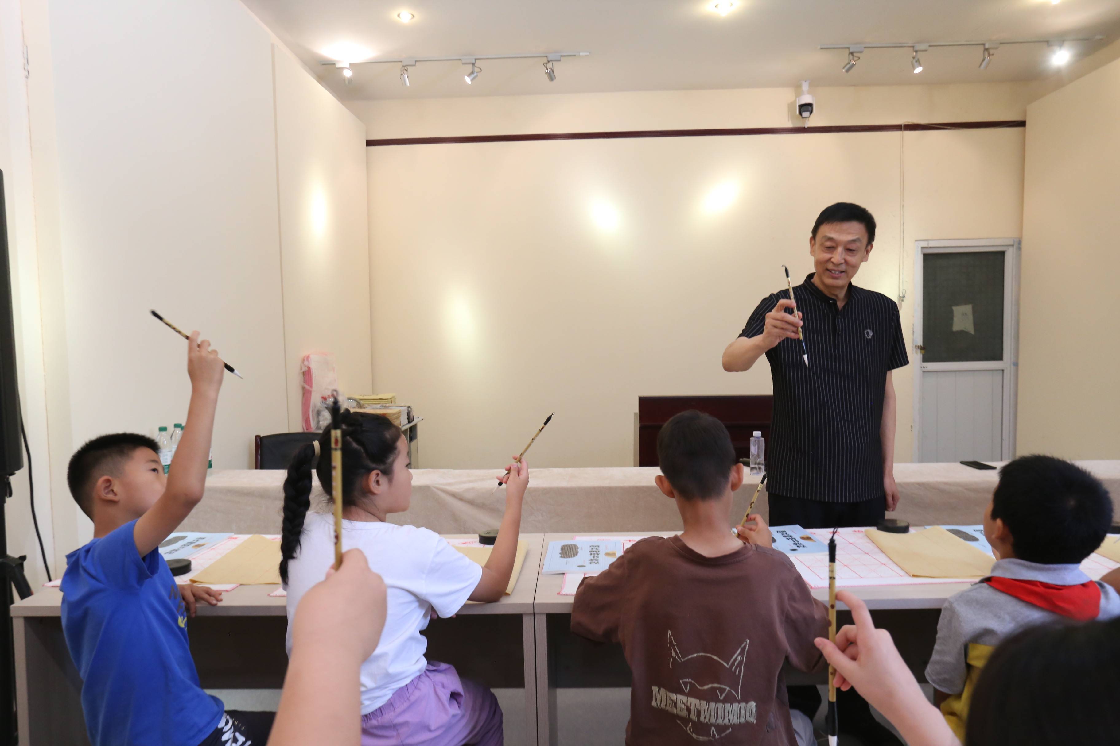 弘扬传统文化 传承书法艺术 免费公益培训班开讲