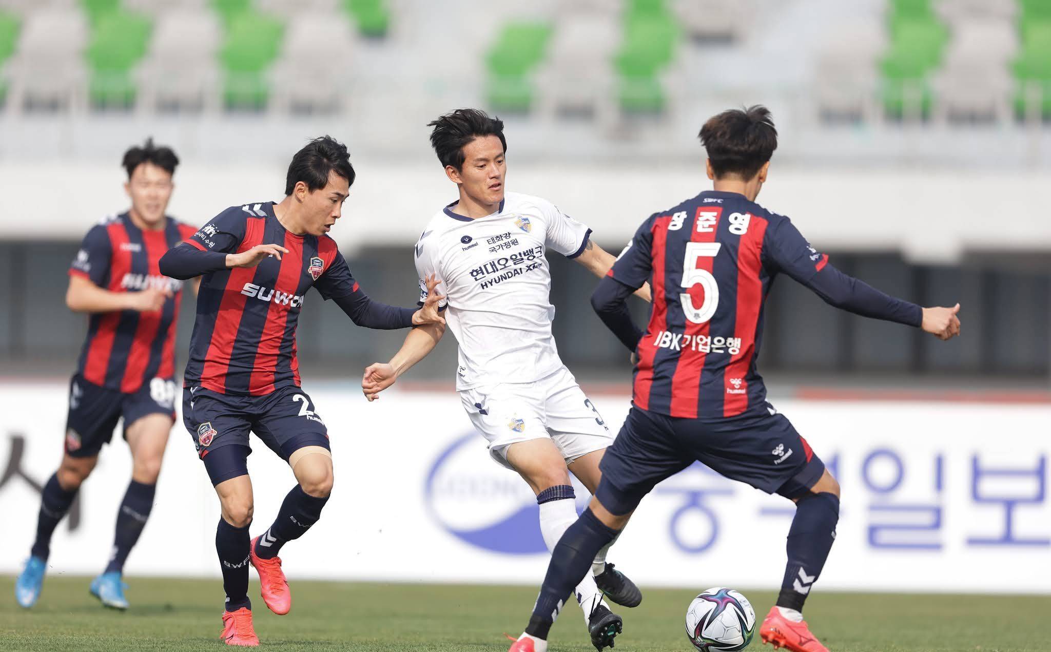 日职联，鹿岛鹿角 2-0 札幌冈萨多-鹿岛鹿角vs札幌冈萨比赛结果