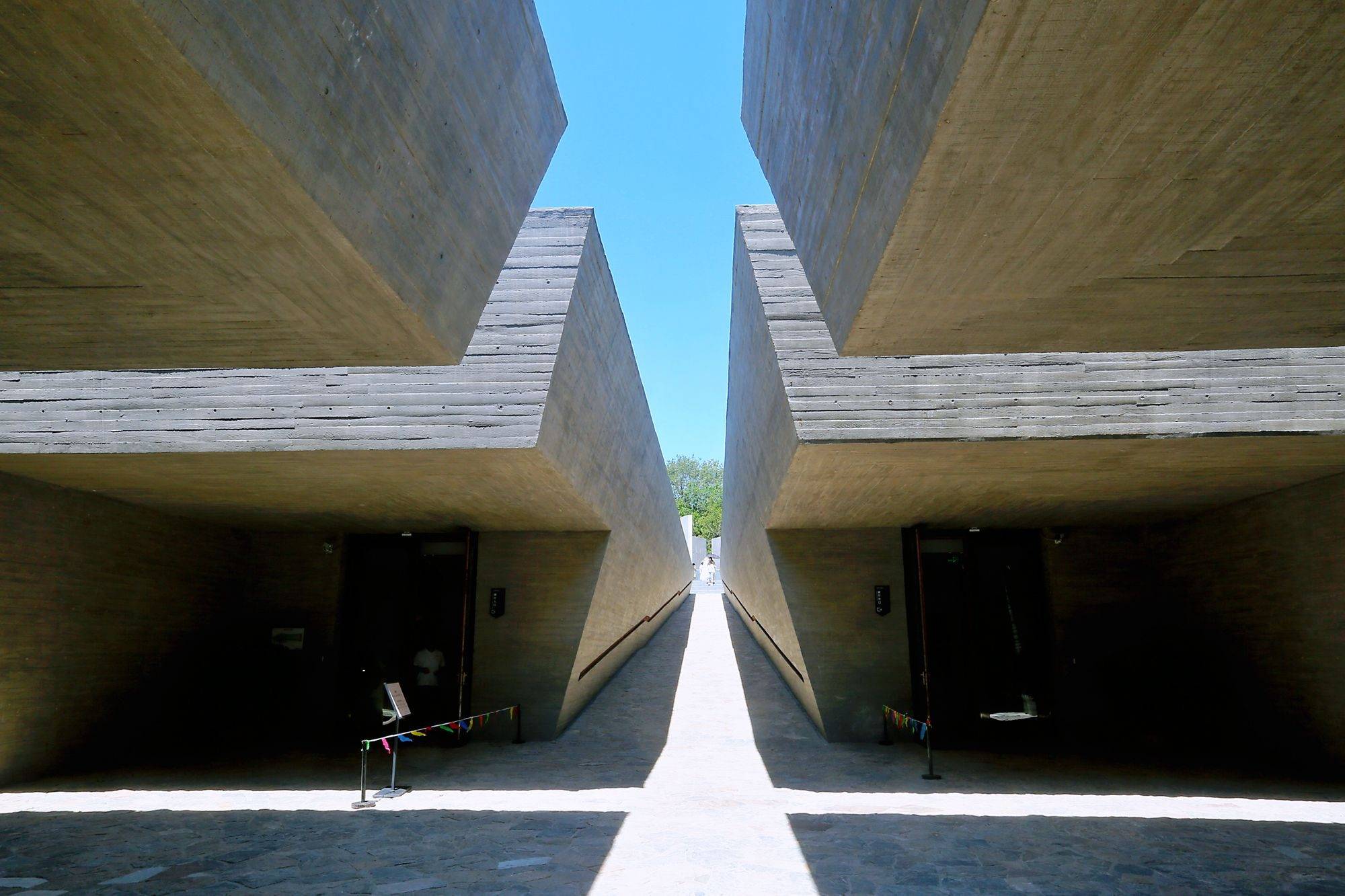 威海一战华工纪念馆,探秘百年华工的历史印记,是研学游的好去处