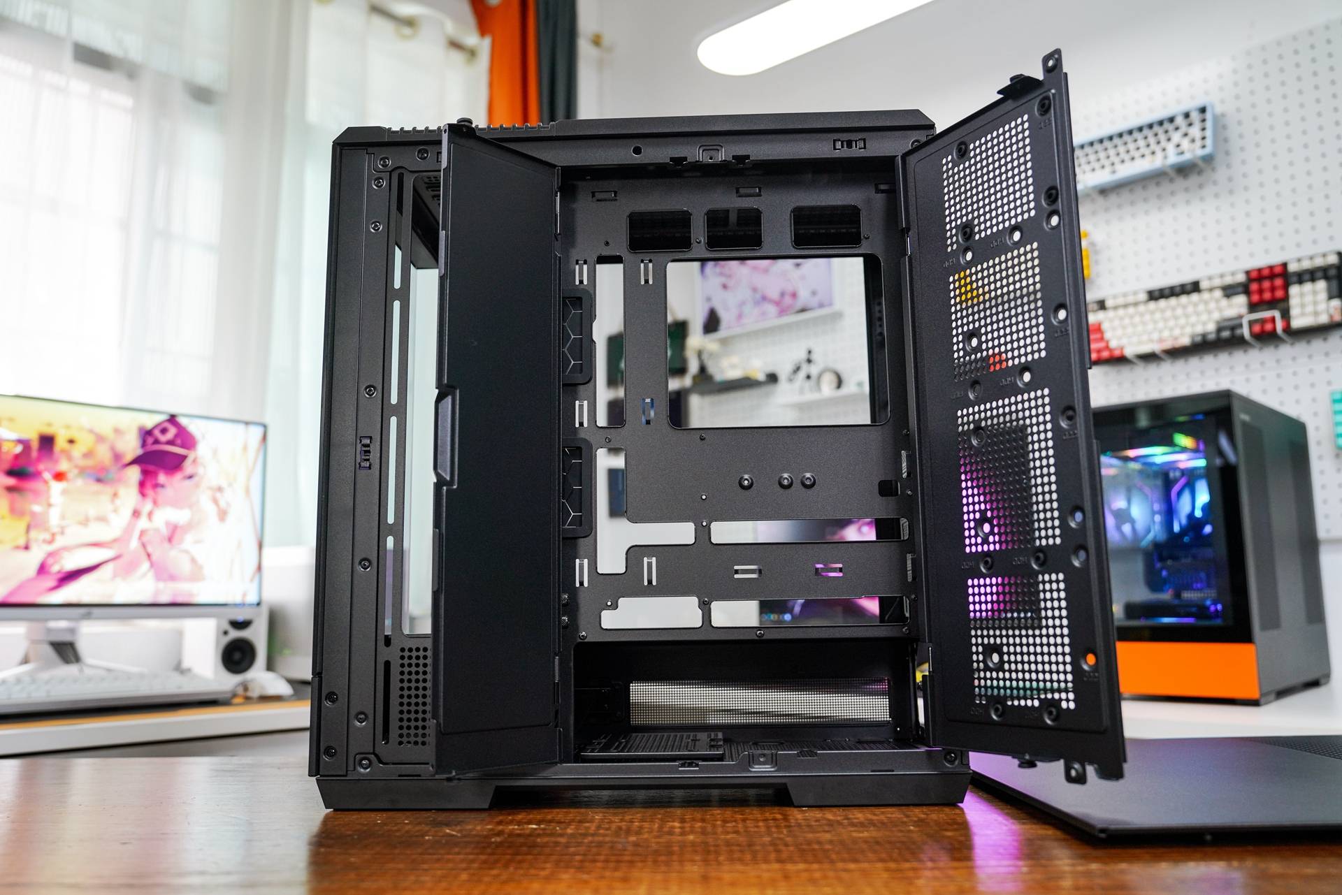 把控细节的i7 14700k rog4070ti s黄黑配高性能主机分享