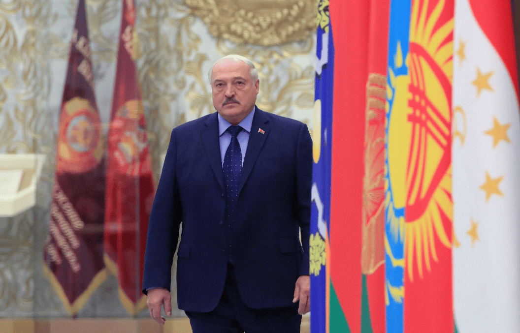 白俄罗斯总统卢卡申科但新的危机也随之而来,一方面是白俄罗斯国内的