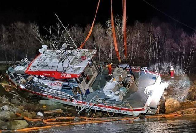 一个月内三次撞船,挪威海军心很丧:维京人的老脸都快丢完了