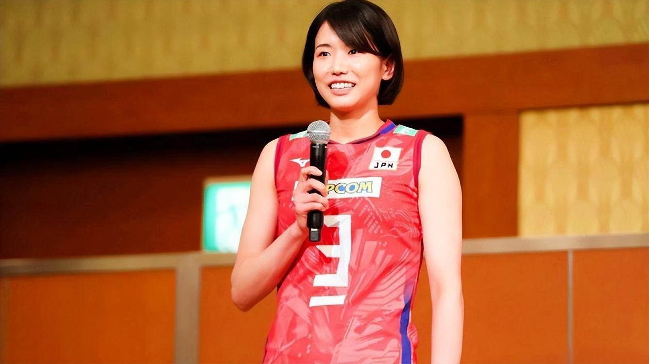 女排28岁美女队长突然宣布退役,颜值与实力并存已嫁为人妇