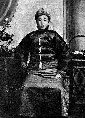 张作霖之父:一个嗜赌成性,饿死妻儿的赌徒,后被无赖杀死_张有财_父亲