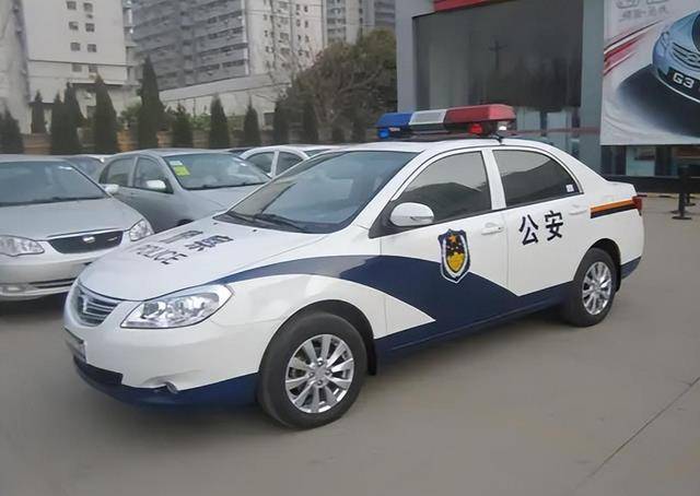 刑警警车图片