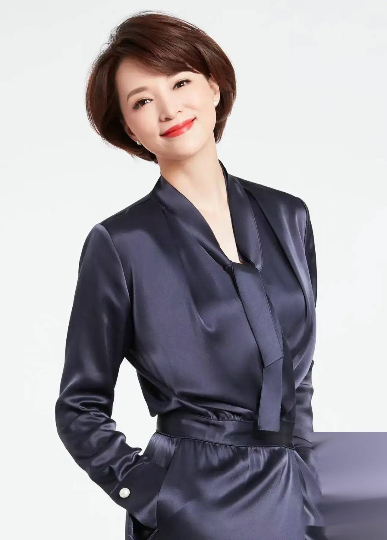 新闻联播主持人行政级别(新闻联播主持人是什么级别干部)