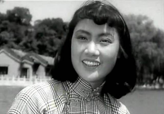 秦怡胞妹电影演员秦文,80岁去世,死后捐献遗体用于医