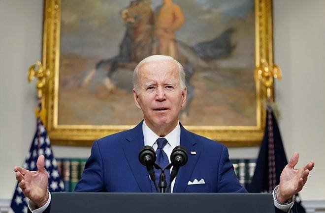 民意调查显示,美国前总统特朗普支持率下降,但最终结果胜负难料