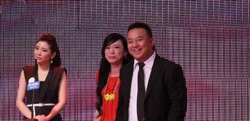《非诚勿扰》女嘉宾弑夫案:结婚4个月,她怀着7个月身孕砍死丈夫_王佳