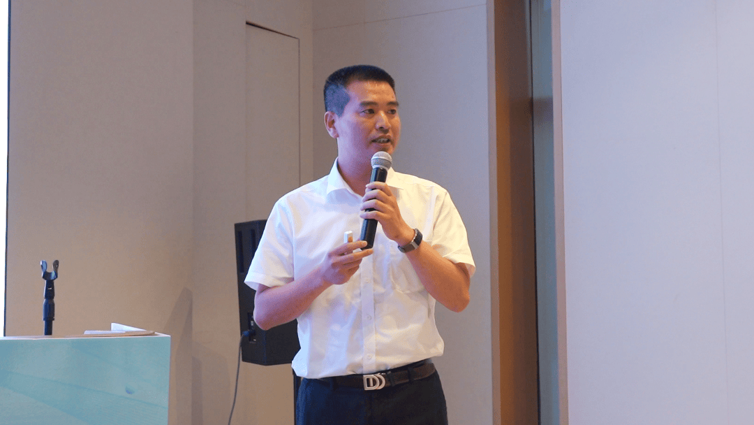 校友企业代表阿米巴生物集团  朱小敏南京康旭科技有限公司 沈广