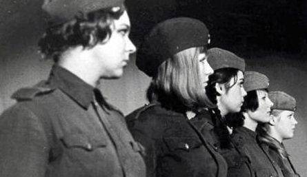 当安东尼娜-马卡洛娃