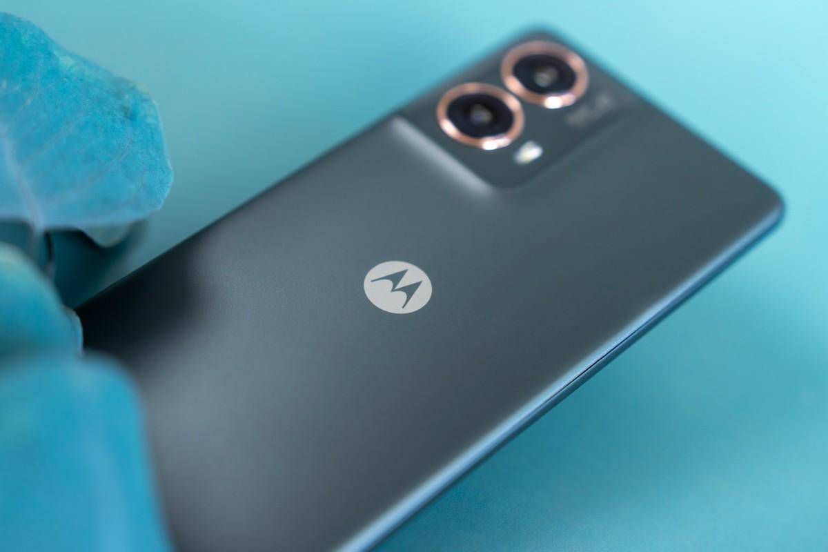 轻薄时尚好出彩!联想moto s50 neo上手评测