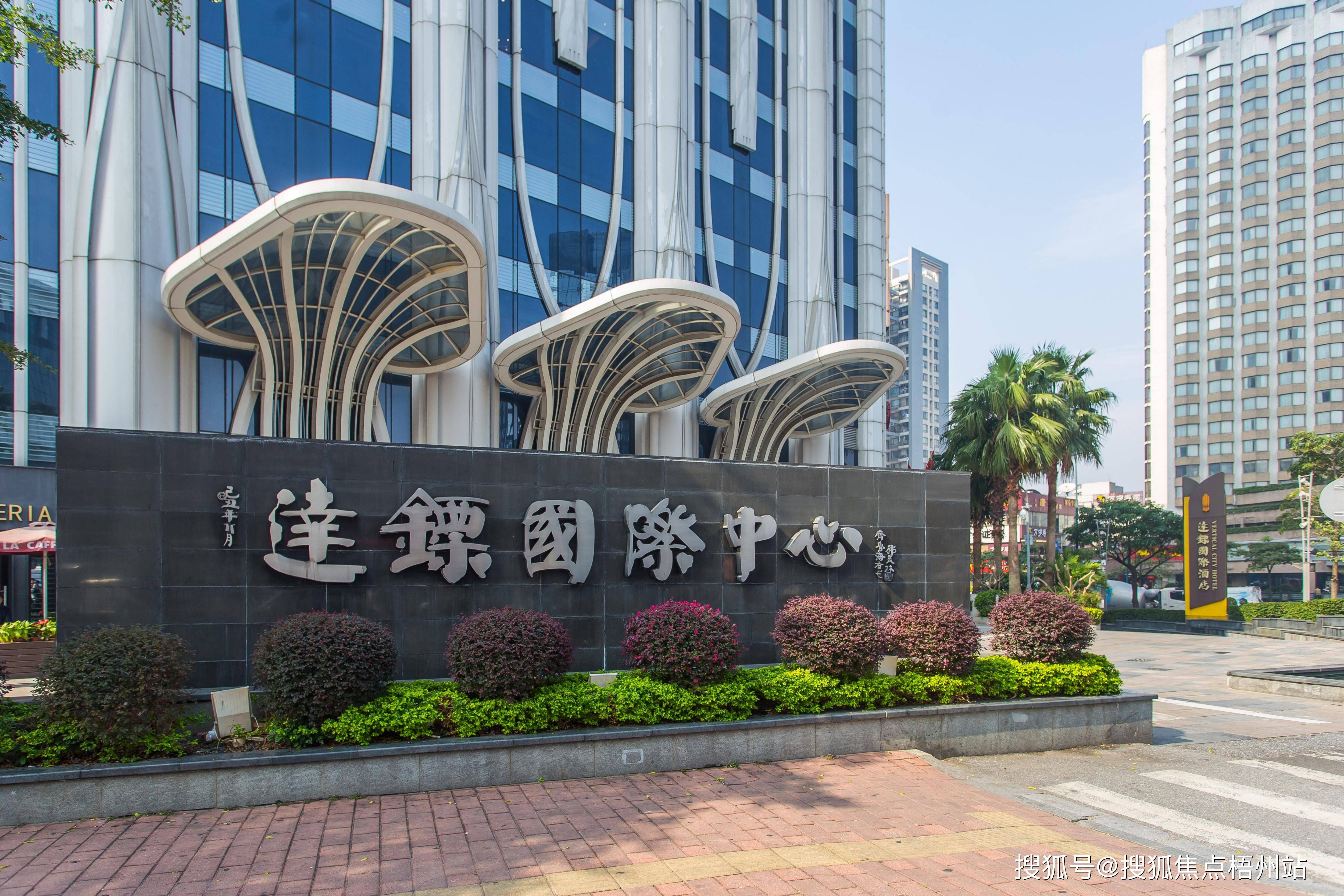 入口接驳项目负三层,罕有的双地铁上盖物业,连接广佛线,白云国际机场