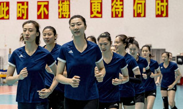 女排新动态:许晓婷遗憾,王文涵无奈,倪非凡可惜_球员_机会_奥运会