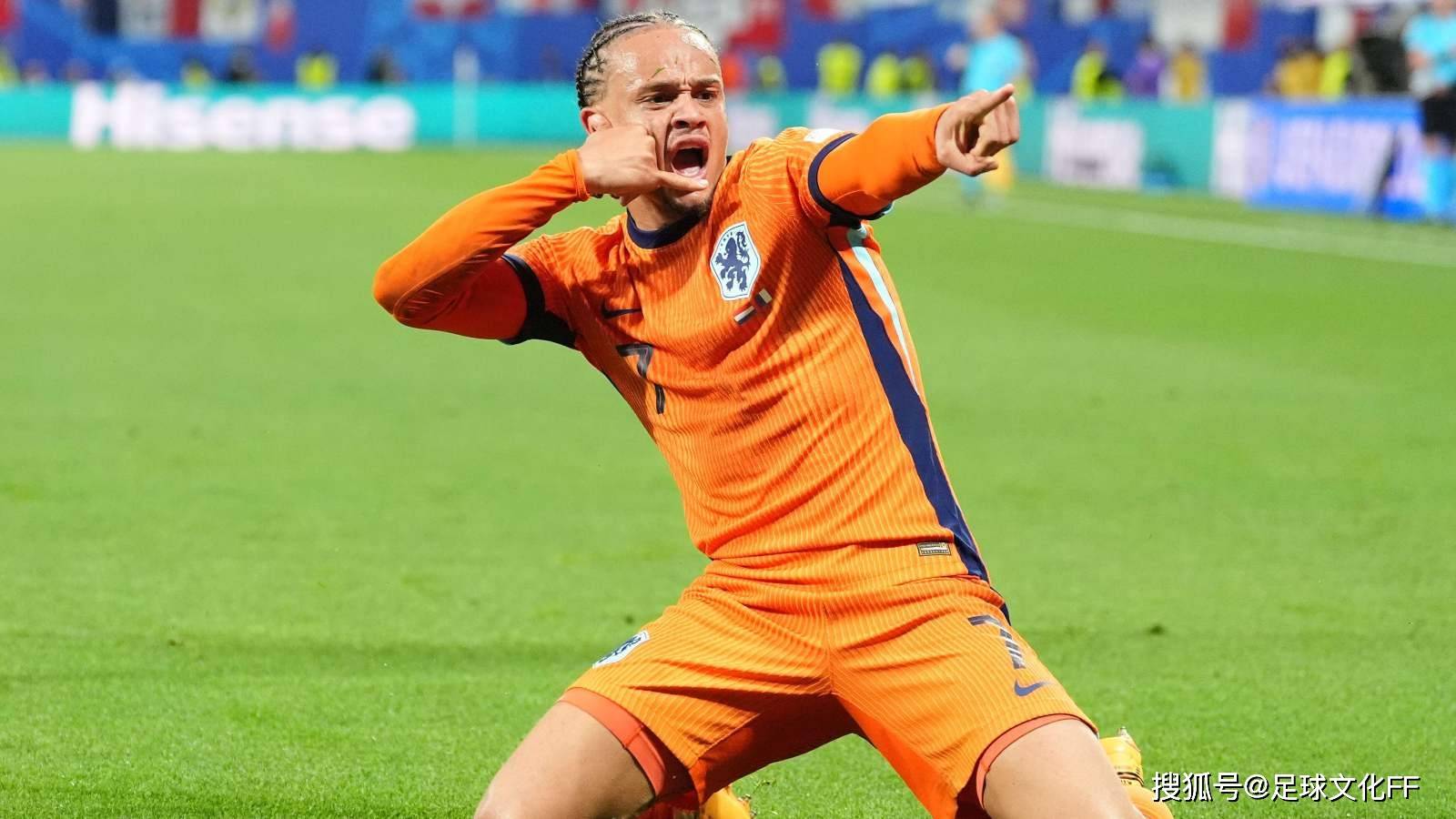 英格兰1-2西班牙:奥亚尔扎巴尔助西班牙第四次夺得欧洲杯冠军