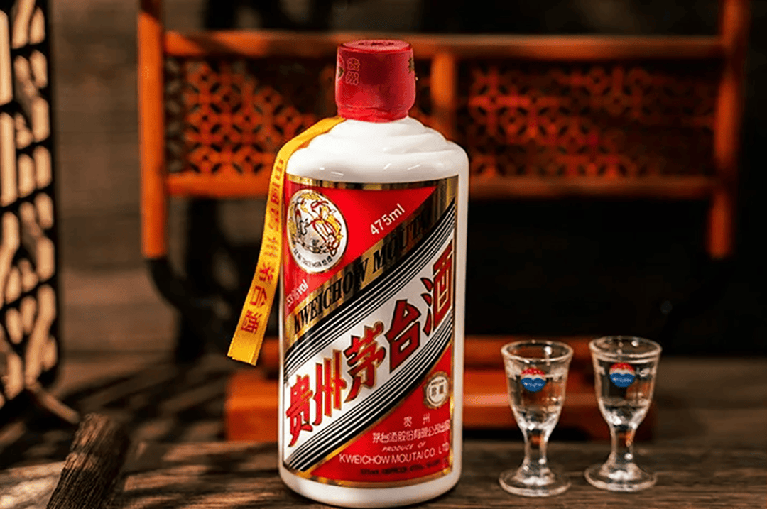 7,茅台年份酒15年年份酒,是茅台金字塔上层的高段位选手了,以"茅台