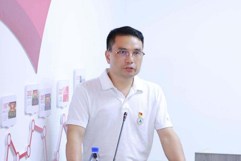 乔迁新址 续启新篇——秘书处乔迁之喜_广东省_发展_会长